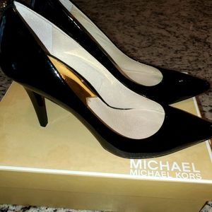Black Patent Leather Pump